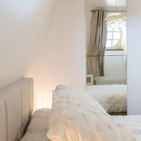Suite Mana - Maui - Grand Loft En Duplex Avec Vue Sur Place Ducale Parking Inclus Charleville-Mezieres Exterior photo